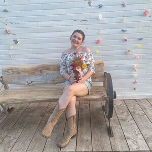 Meet your Posher, Brenna